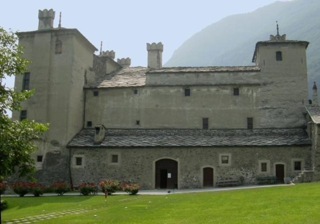 Le Vieux Noyer - Appartamenti Al Verde Villaggio Di Rumiod Saint-Pierre Buitenkant foto